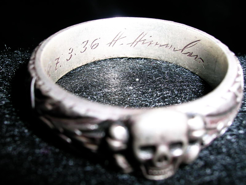 Интересные факты про кольца. Кольцо Аненербе. Вевельсбург кольца. Кольцо третьего рейха мертвая голова. Кольцо мёртвая голова для Аненербе.